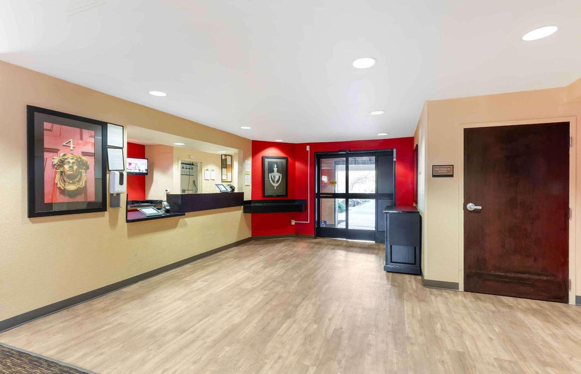 Extended Stay America Suites - Dublin - Hacienda Dr Екстериор снимка