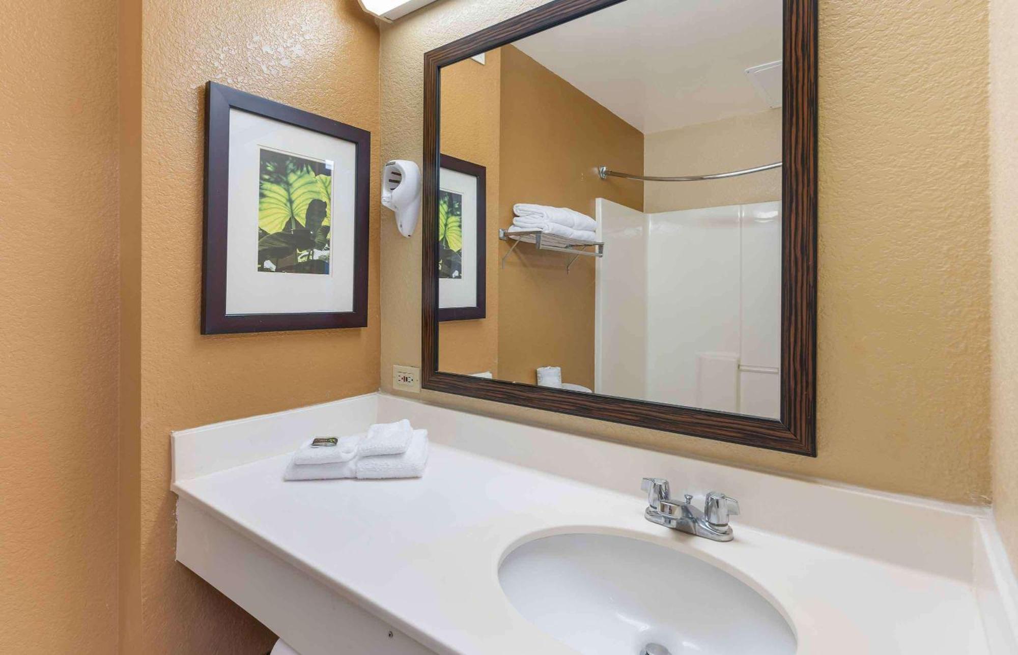 Extended Stay America Suites - Dublin - Hacienda Dr Екстериор снимка