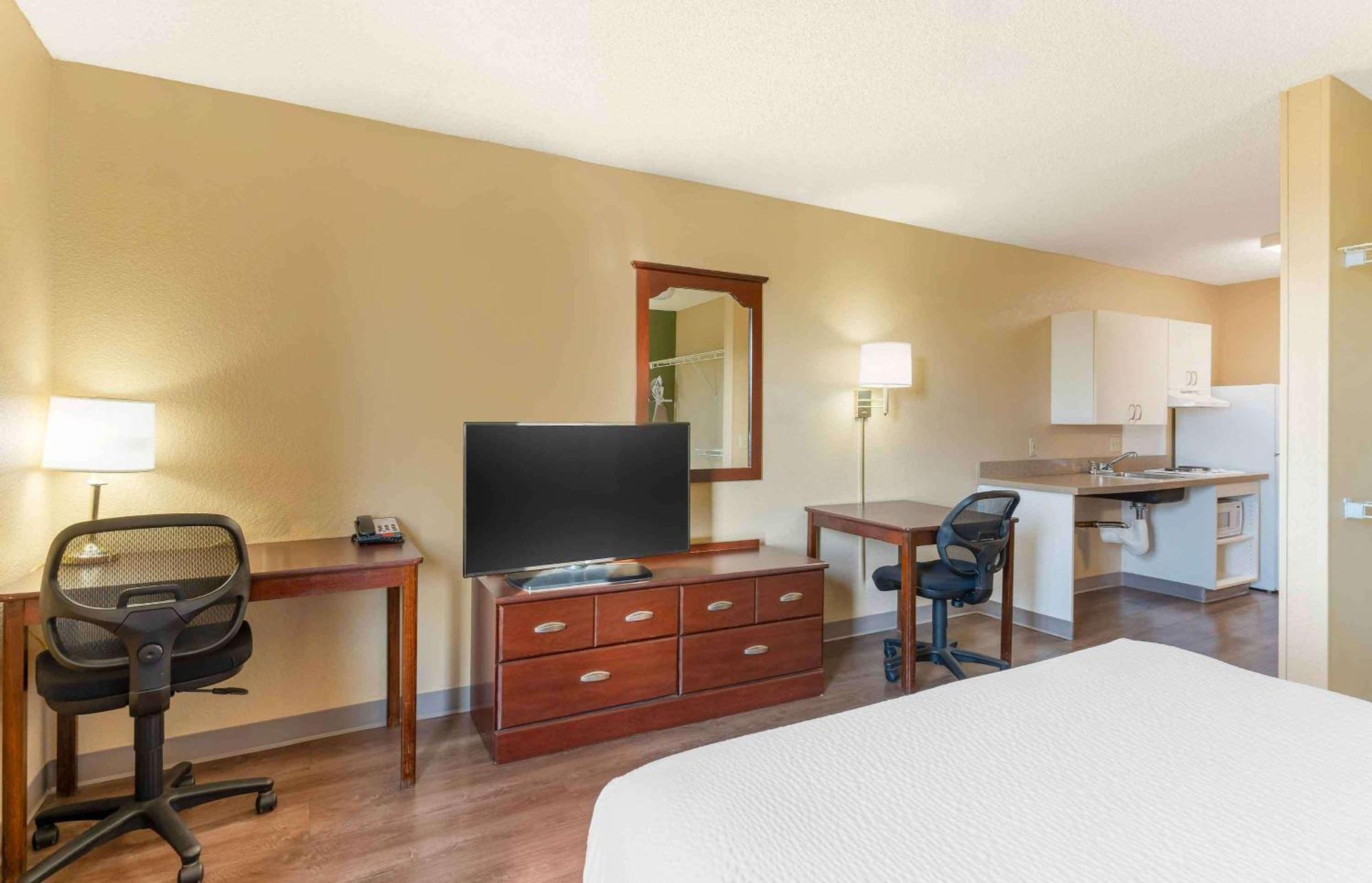 Extended Stay America Suites - Dublin - Hacienda Dr Екстериор снимка